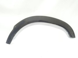 Front Right Fender Flare Has Sun Damage OEM 2003 Land Rover Discovery  - $29.70
