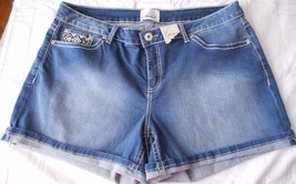 Women&#39;s Simply Emma Juniors Plus Shorts Embellish Jean Shorts Size 24 NEW W Tags - £17.62 GBP