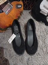 Store Twenty one Ladies Shoes Size 4 Black Suede  - £5.41 GBP