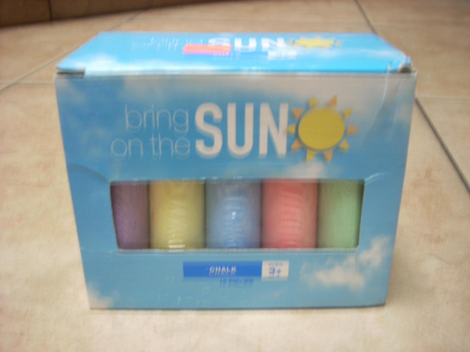 sidewalk chalk multi color 15 pieces new sealed - $3.00