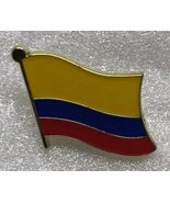 6 Pack of Colombia Wavy Lapel Pin - £14.74 GBP