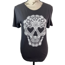 Fifth Sun Neck Skull Gray Tee Shirt Women M Short Sleeve Crew Cotton Blend - £10.76 GBP