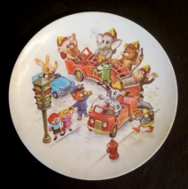 Fire Engine Animal Plate Arrowhead Envoy VTG 1960&#39;s Child&#39;s Melmac Melam... - $14.79