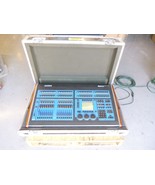 Jands Hog 1000 Stage Lighting Console with Flight Road Case - $14,183.70 MXN