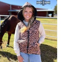 Vagabond Hooded Quilted Puffer Reversible Vest Black Leopard Large - $54.45