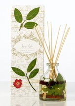 Rosy Rings Petal and Thread Spicy Apple Reed Diffuser 13oz - £51.68 GBP