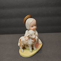 HOMCO Holy Child with Lamb vintage figurine, Made in Taiwan, 1980s Porcelain image 2