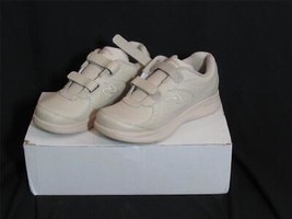 New Balance Womens 577 WW577VB Beige Walking Shoes Sneakers Size 8 M  - £37.14 GBP