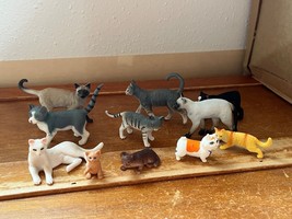 Lot of Rubber Plastic Realistic &amp; Not Various Breed Siamese Gray Tabby E... - $11.29