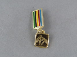 Vintage Summer Olympic Games Pin - Moscow 1980 Wrestling Event - Medalli... - $15.00