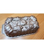 Nordic Ware Pumpkin Aluminum Loaf Pan 1 lb Quick Bread Fall Autumn Dessert - $25.35 CAD