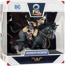 Quantum Mechanix - DC Comics - Wonder Woman Q-Fig MAX - £22.20 GBP