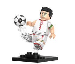 Lewandowski Soccer Player World Cup Deluxe Blocks Minifigures - $78.22 MXN