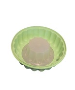 Vintage Tupperware Green Jell-n-Serve Jello Mold 1201 NO LID - $16.21 CAD