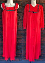 Vintage Nylon Set Small Nightgown Peignoir Gown Robe Romantic Prairie Lo... - $57.00