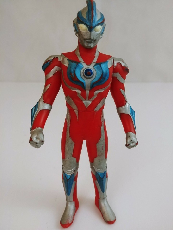 2013 Ultraman Ginga Ultra Hero Series 5 &amp; 1/2 Action figure Bandai Japan... - $8.90