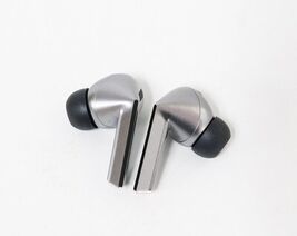 Samsung Galaxy Buds3 Pro SM-R630 Wireless Earbuds - Silver image 2