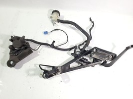 Footrest + Bracket &amp; Foot Brake Assembly Honda Motorcycle CB1100 OEM 201... - £70.05 GBP