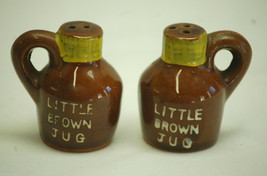 Vintage Little Brown Jug Terra Cotta Salt &amp; Pepper Shakers Bottoms Kitchen Tool - £7.01 GBP