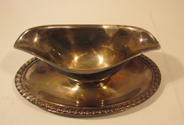 Vintage WM Rogers Silver Plated Gravy Boat no. 813 - $12.25