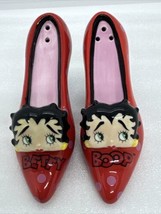 Betty Boop High Heeled Shoes Salt &amp; Pepper Shakers Red W/Pink Polka Dots &amp; Face - £11.00 GBP