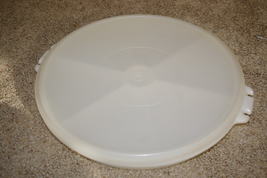 Tupperware Party Susan Divided Party Tray - £7.92 GBP