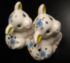 Trippies Salt and Pepper Shaker Set 1989 Ceramic Lambs Floral on White T... - $7.99