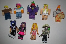 Roblox Celebrity Series 2  Lot of 9 Figures No Accessories/ No Codes - £18.80 GBP