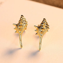 Small Conch Earrings S925 Silver Earrings Korean Style Simple Geometric Shell Sh - £14.92 GBP