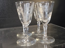 4 Vintage Crystal Clear Optic Stemmed Cordial Liqueur Glasses Etched Floral - $21.00
