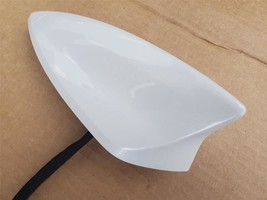 OEM Shark Fin Antenna Chevy Camaro Cruze GMC Traverse Abelone White GP6 - $29.69