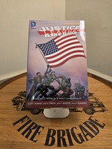 Justice League of America Vol. 1: World&#39;s Most Dangerous (The New 52)... - $11.88