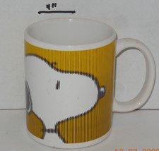 Peanuts Snoopy Coffee Mug Cup Yellow Black White - $9.90