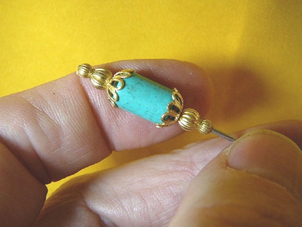 (U-310) Turquoise gemstone beaded + gold tone hatpin Pin hat pins JEWELR... - $10.39