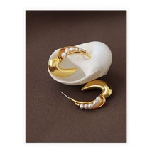 18k Gold Cloud Three Stud Earrings  fashion,Unique,Stunning,modern, Sparkling - £33.11 GBP