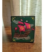 Vintage A.V.80 Match Sticks Box - Green/Orange Pirate Ships - Made in Japan - €34,14 EUR