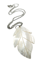 Mother of Pearl Leaf Pendant Necklace Elegant Genuine Shell 18&quot; Chain Jewellery - £16.62 GBP