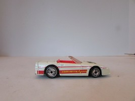 MATTEL 1988 HOT WHEELS DIECAST CAR CORVETTE WHITE CONVERTIBLE   H2 - £2.83 GBP