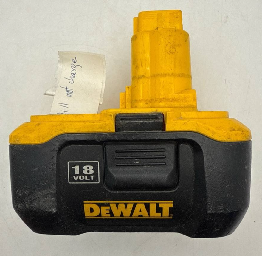 DEWALT DC9180 18V XRP Li-Ion Battery For DC9096 DW909 Not Charging READ Item image 10