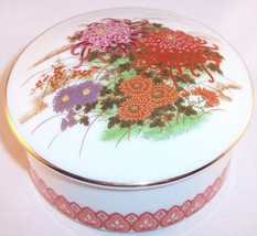 Shibata Japan Porcelain Round Covered Trinket or Ring Box - $5.99
