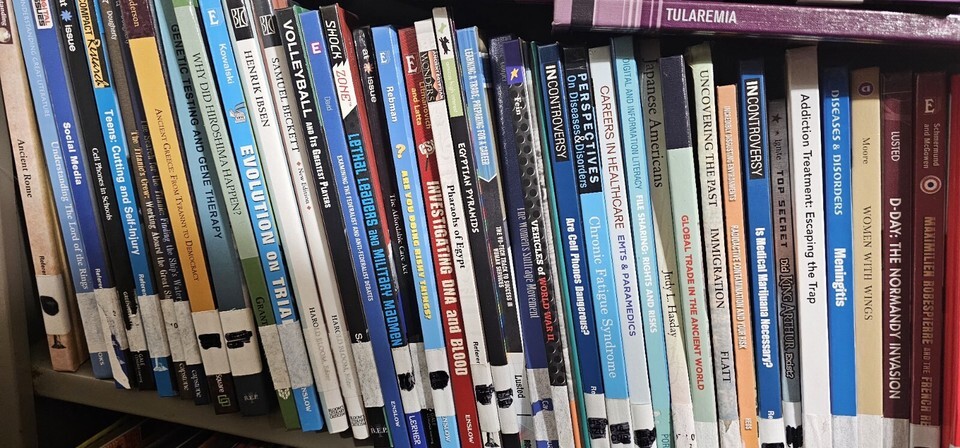 Grab Bag Book Lot of 10lbs of randomly selected nonfiction books Educational Item image 7