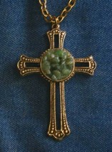 Elegant Jade Nugget Gold-tone Cross Pendant Necklace  1970s vintage 24&quot; &amp; 2 1/4&quot; - £10.74 GBP