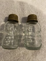 Set of Mini Mason Jar Salt And Pepper Condiment Shakers With Antique Bra... - £14.94 GBP