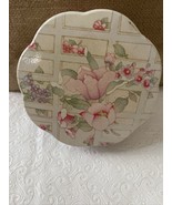 VINTAGE AVON PINK FLORAL COLLECTIBLE TIN FLOWER SHAPED 2”H,  5.5”W USA - £4.42 GBP