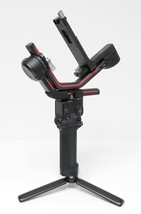 DJI RS 3 Pro Combo 3-Axis Gimbal Camera Stabilizer - Black image 6