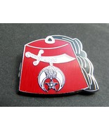 SHRINER SHRINERS FEZ HAT MASON LAPEL PIN BADGE 1 INCH - £4.46 GBP