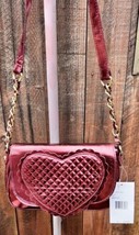 Betsey Johnson Magnetic Red Flap Heart Crossbody Handbag BB90715 - £37.94 GBP