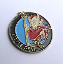 LITTLE DEVIL CLASSIC NOSE ART USAF USA LAPEL PIN BADGE 1 INCH - £4.41 GBP