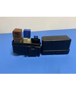 2006 - 2010 INFINITI M35 M45 FRONT RIGHT ENGINE BAY RELAY FUSE BOX OEM - $40.58 CAD