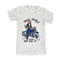 Authentic 70s TV Memorabilia | 1974 The Fonz Sit On It Paramount Tee Boys L - $174.95